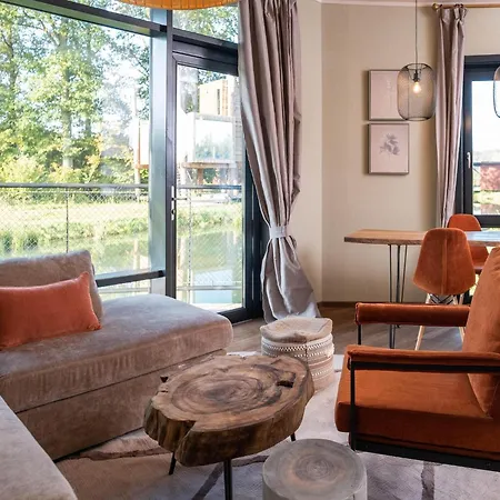 Luxury Retreat In Nature